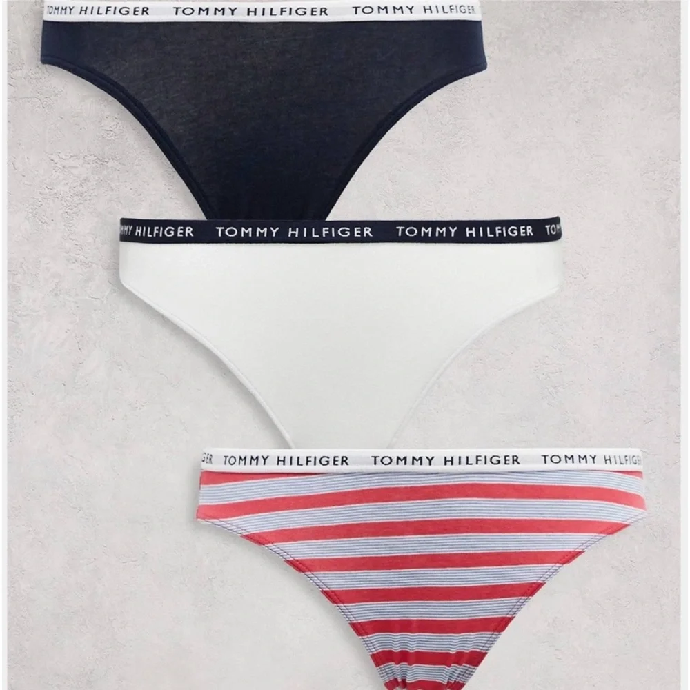NWT Tommy Hilfiger Women's Solid & Striped Essentials 3 Pack Briefs - Picture 1 of 3